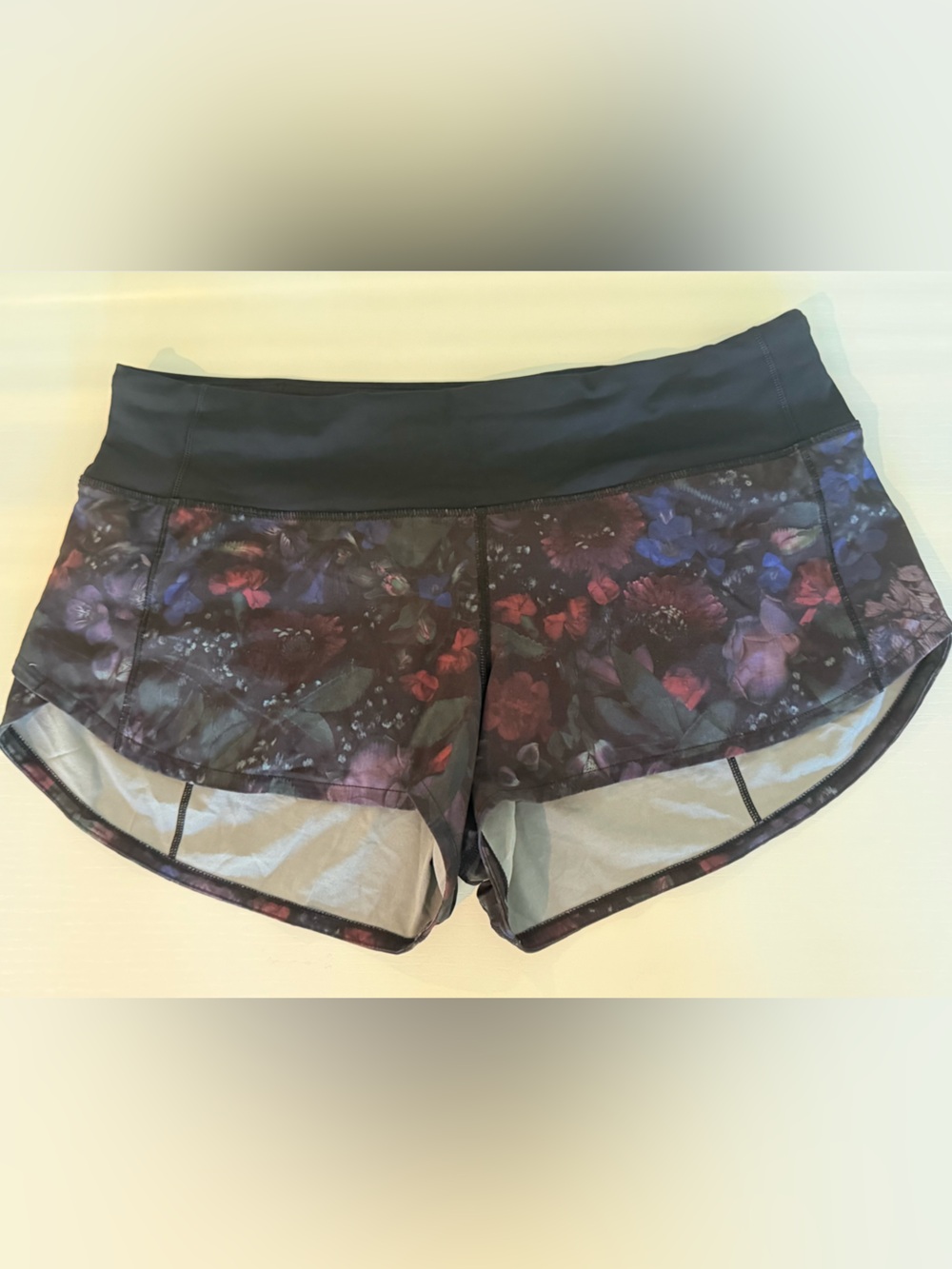 Lululemon Speed Short - Frozen Flourish